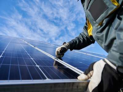 Work Safely In The Solar Industry - Solar Training Centre